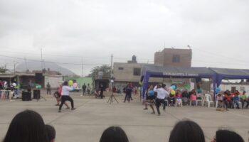 Festival intercultural en el Perú
